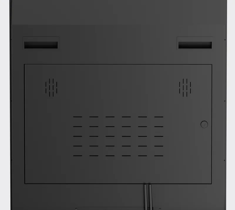 Panel belakang logam dengan pintu servis berkunci